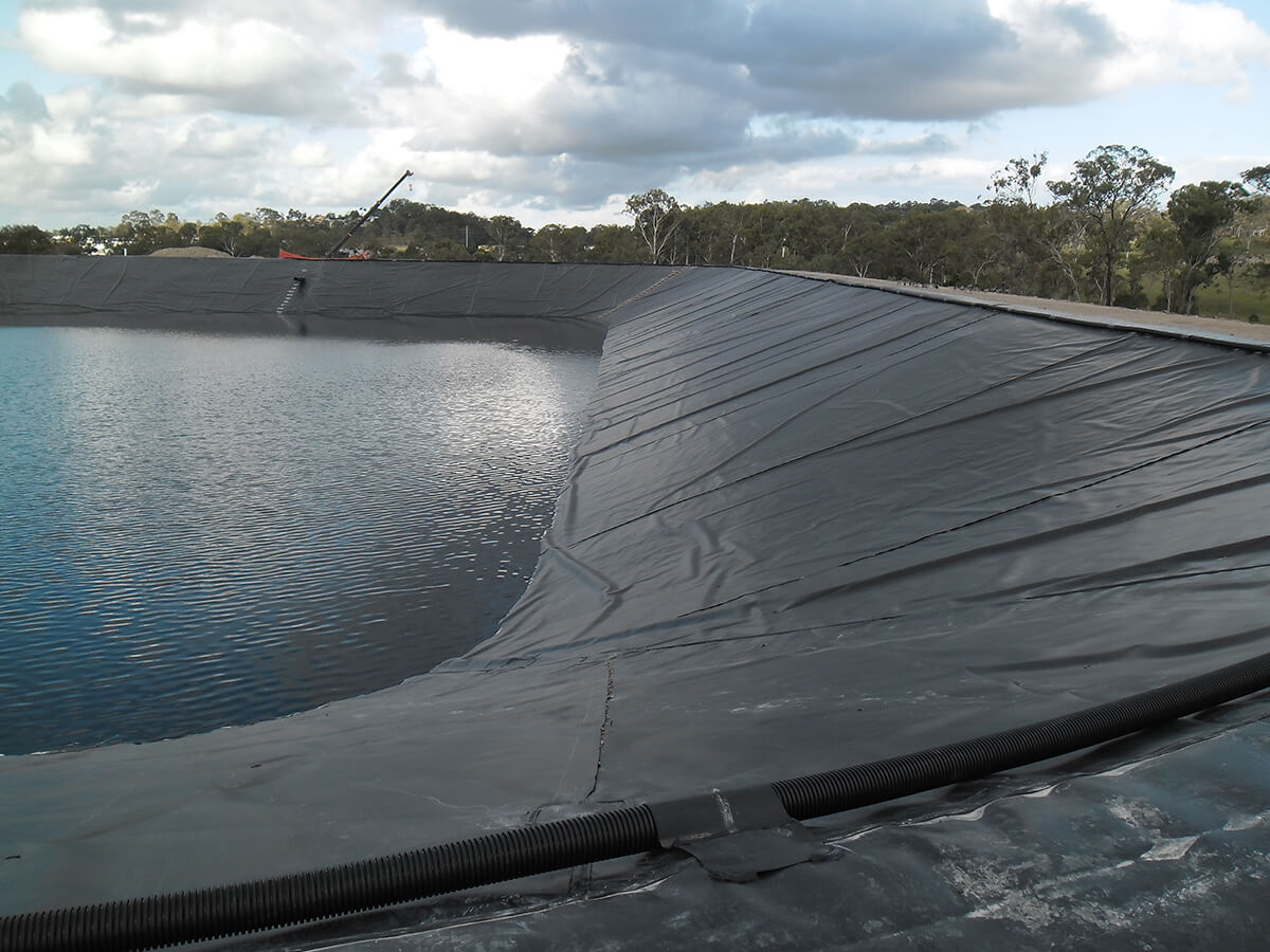 การแยกน้ำที่ปิดกั้นซับ geomembrane HDPE