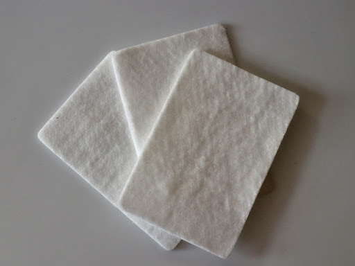 Environmentally friendly drainage non-woven geotextile